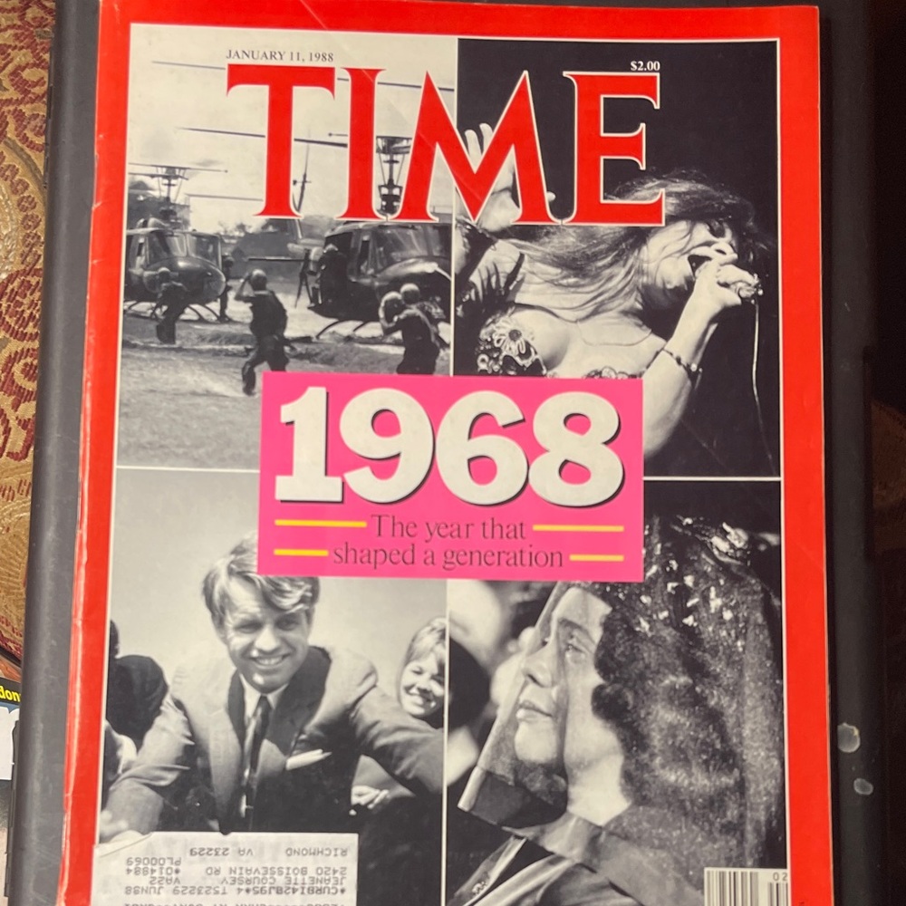JFK vintage Magazines. Mint condition sat of 3